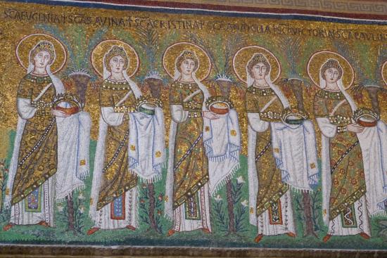Ravenna Sant'Apollinare nuovo 3