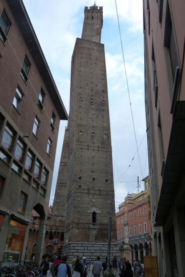 Bologna le due Torri