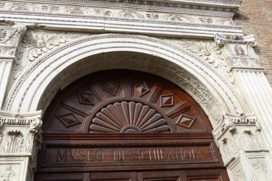 Ferrara palazzo Schifanoia 1