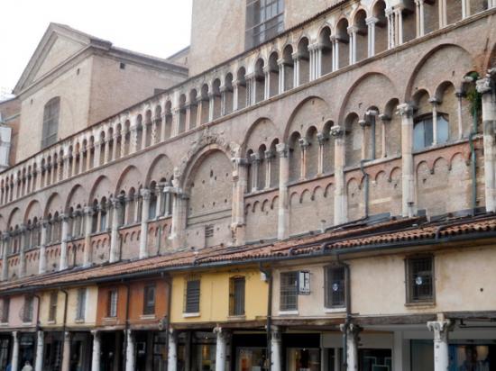 Ferrare-Duomo-5